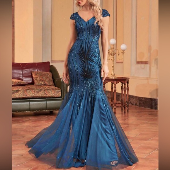 Luxe mermaid hem mesh sequins party formal dress - Picture 7 of 7